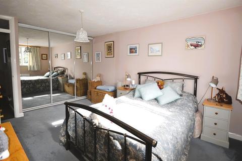 71 Fairfield, Buntingford, SG9 9NZ