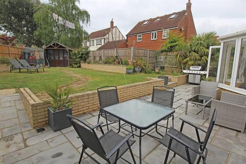 32 The Hedgerows, Stevenage, SG2 7BW