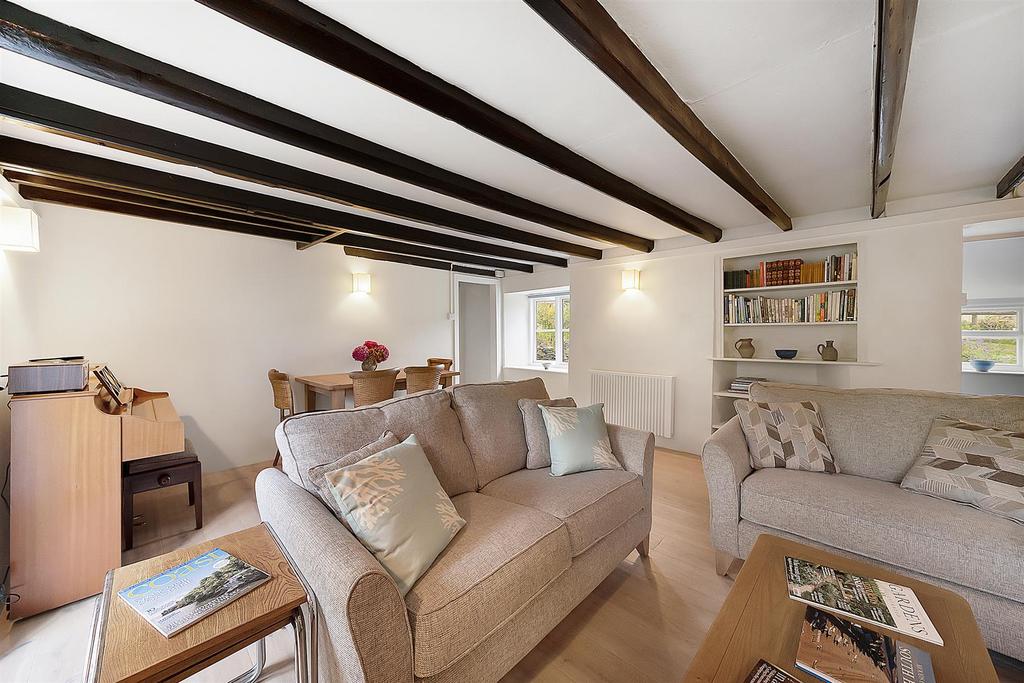 Sitting room.jpg