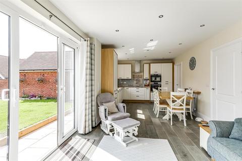 3 Baker Drive, Buntingford, SG9 9RZ