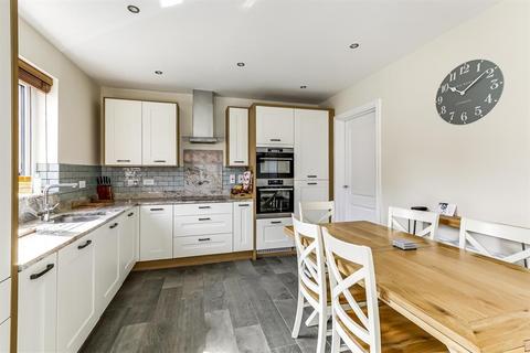 3 Baker Drive, Buntingford, SG9 9RZ