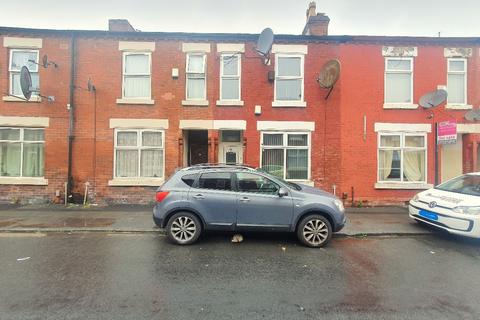 4 bedroom terraced house to rent, Crondall Street, Rusholme, Manchester, M14