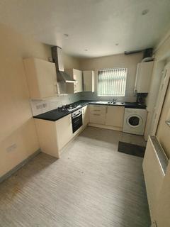 4 bedroom terraced house to rent, Crondall Street, Rusholme, Manchester, M14