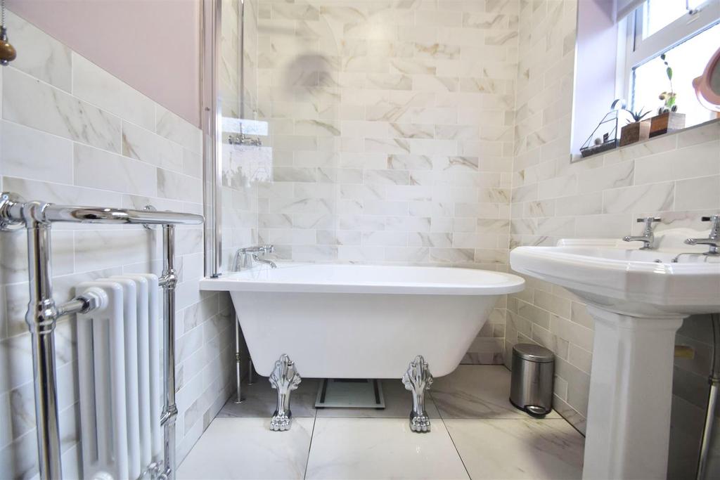 Bathroom wc