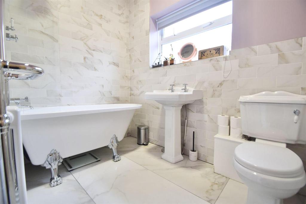Bathroom wc