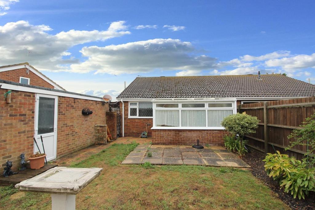 Aspen Close, St Marys Bay, Kent 2 bed semidetached bungalow £330,000