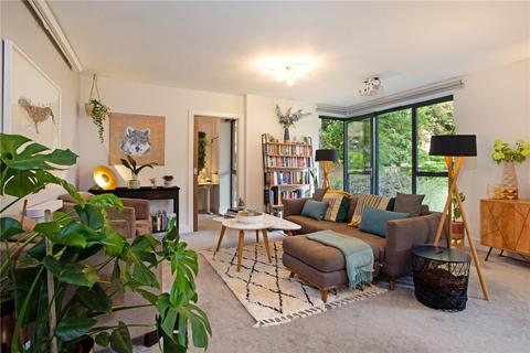 2 bedroom apartment for sale - Chestnut Avenue, Guildford, Surrey, GU2
