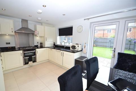 18 Parker Drive, Buntingford, SG9 9GL