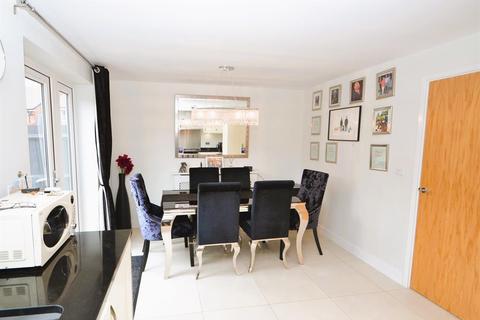 18 Parker Drive, Buntingford, SG9 9GL