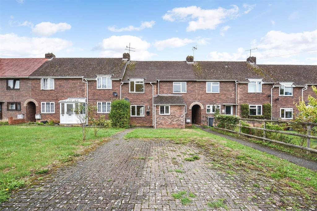 King Road, Andover 4 bed terraced house for sale £325,000