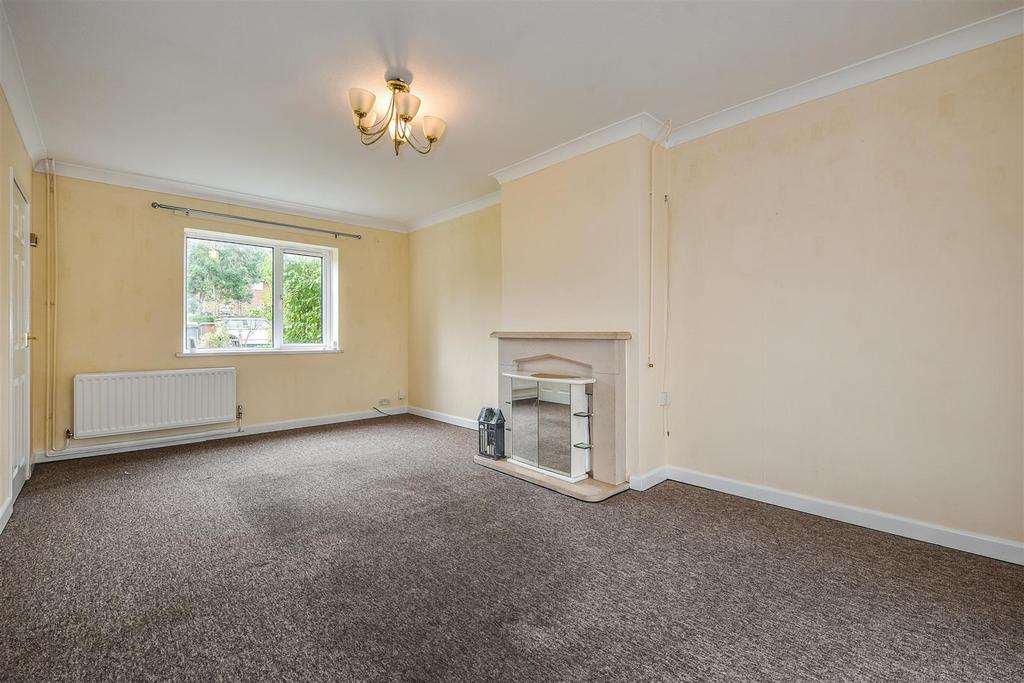 King Road, Andover 4 bed terraced house £325,000