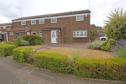 2 Bawdsey Close, Stevenage, SG1 2LA