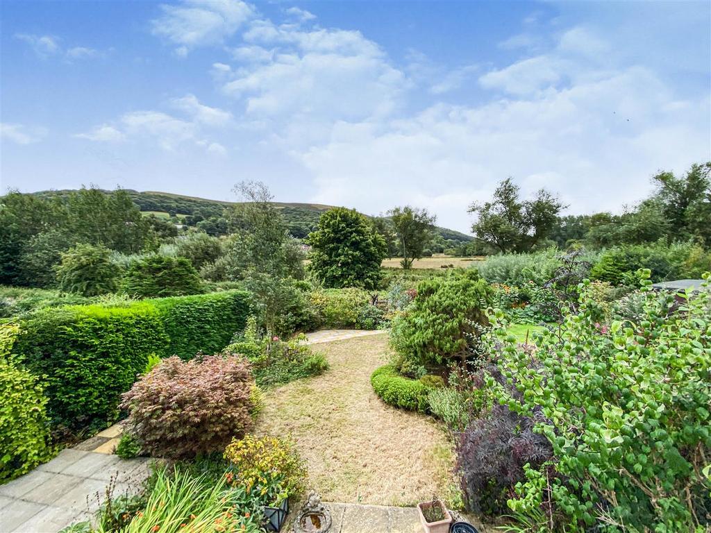 Garden 2.JPG
