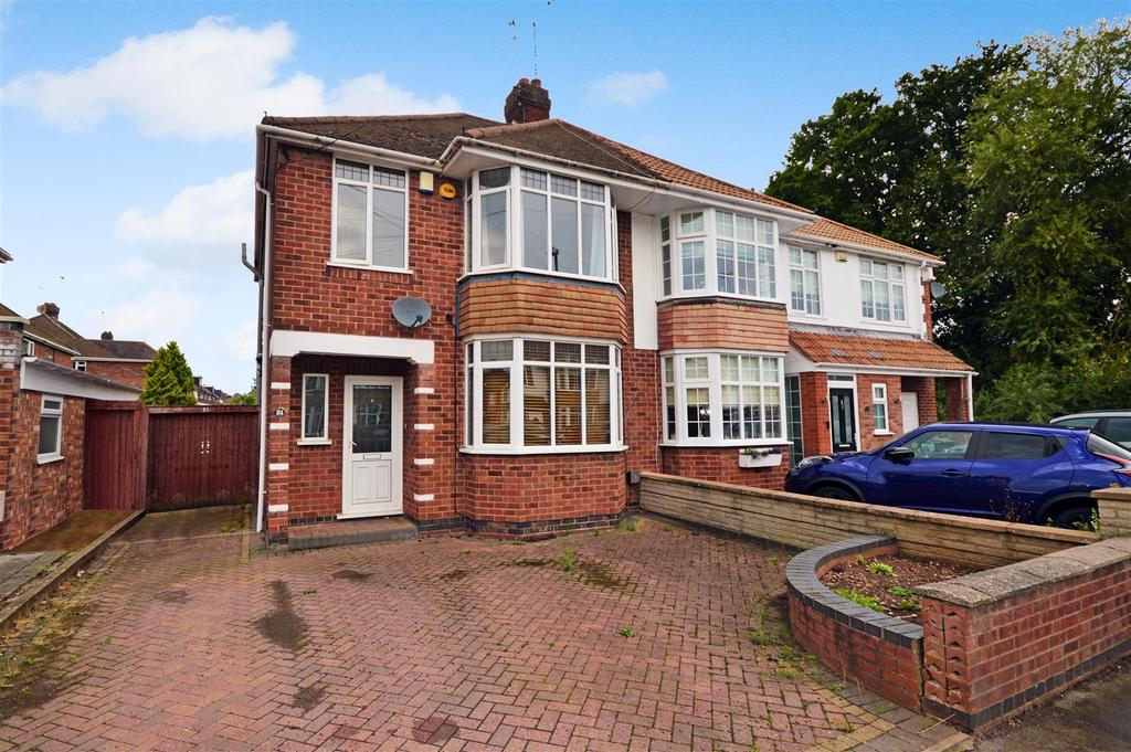 Dawlish Drive, Styvechale, Coventry 3 bed semidetached house £1,150