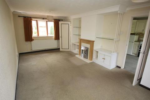 16 Paddocks Close, Stevenage, SG2 9UD