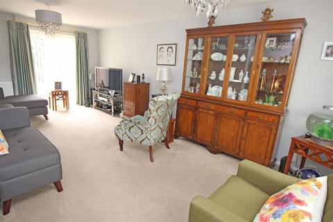 368 Archer Road, Stevenage, SG1 5QH