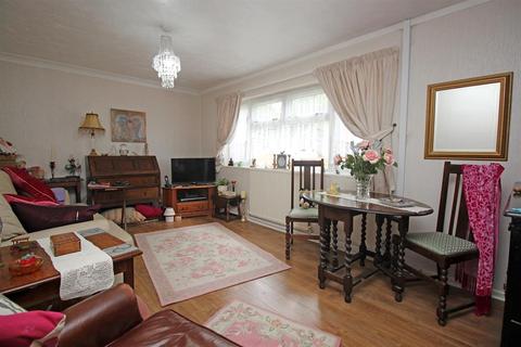 427 Archer Road, Stevenage, SG1 5QP