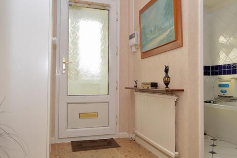 9 Severn Road, Oldham, OL8 3PU
