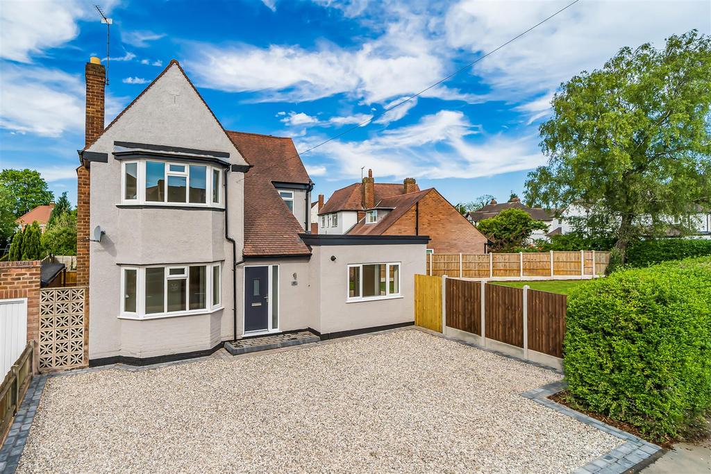 41 Mancroft Road, Tettenhall 3 bed detached house £1,950 pcm (£450 pw)