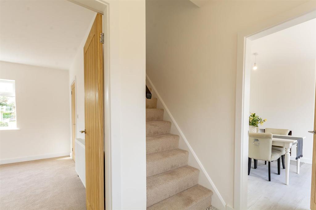 Edward Street, Stapleford, Nottingham 3 bed semidetached house £250,000