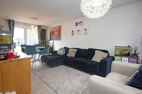 7 Sisson Close, Stevenage, SG2 9NA