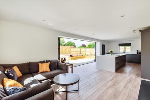 30 Mill Lane, Ryther, Tadcaster, LS24 9EG