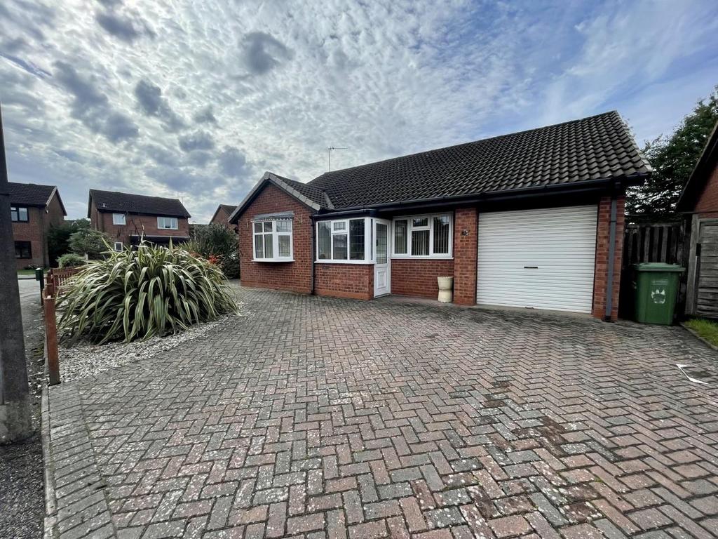 Highdown Crescent, Monkspath, Solihull 3 bed detached bungalow £475,000