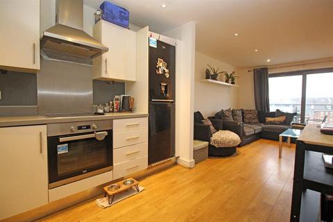 1 bedroom flat for sale - Woolners Way, Stevenage, SG1 3BT