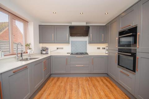 2 Britannia Close, Downend, Bristol, BS36 1AR