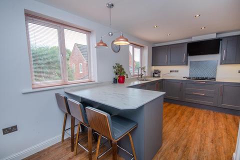 2 Britannia Close, Downend, Bristol, BS36 1AR