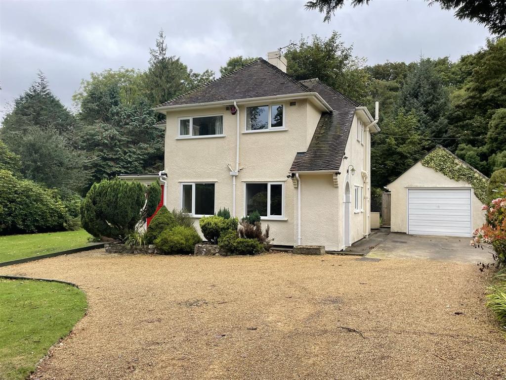 Green Lane, Raymonds Hill, Axminster 3 bed detached house £1,400 pcm