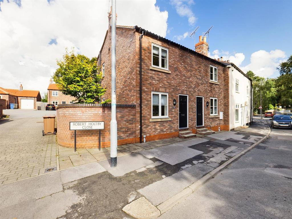 North Street, Driffield 2 bed end of terrace house for sale £160,000