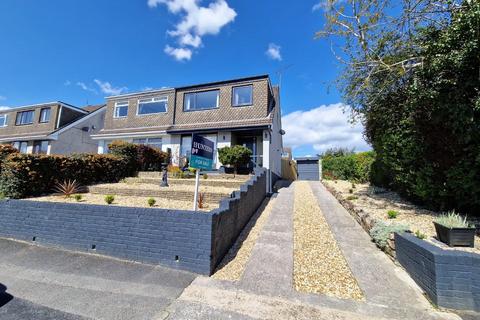 82 Hendre Road, Pencoed, Bridgend, CF35 6TN
