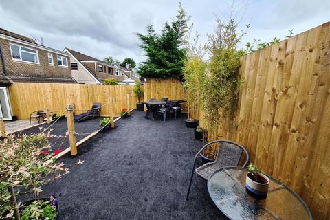 82 Hendre Road, Pencoed, Bridgend, CF35 6TN