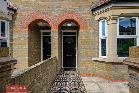 105 Gloucester Road, London, E17 6AF