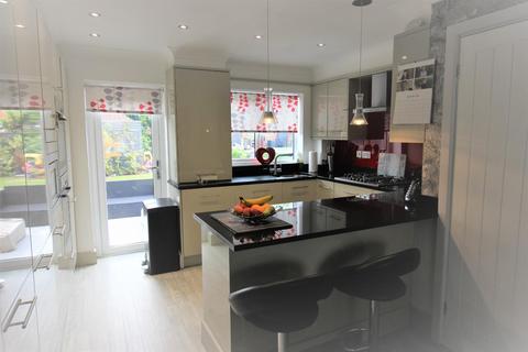 19 Plympton Close, Belvedere, DA17 5RT