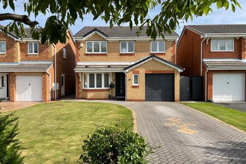 4 bedroom detached house for sale - Plover Way, Lowton