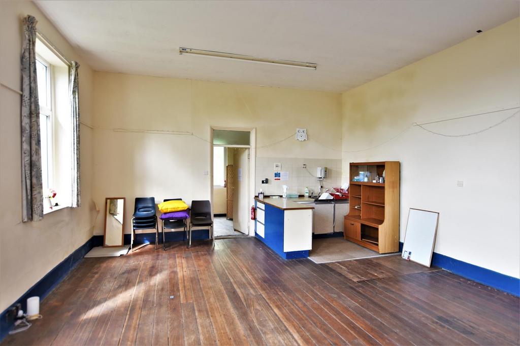 Back Lane, Ulverston Property £70,000