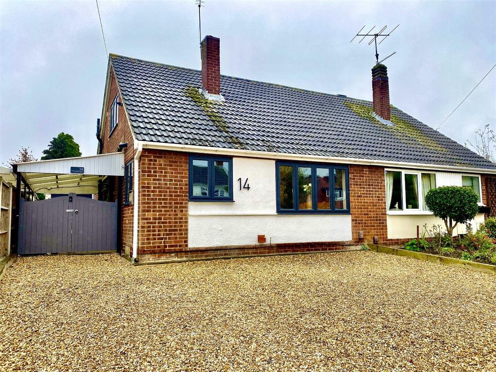 Boyslade Road, Burbage 3 bed semidetached bungalow £340,000