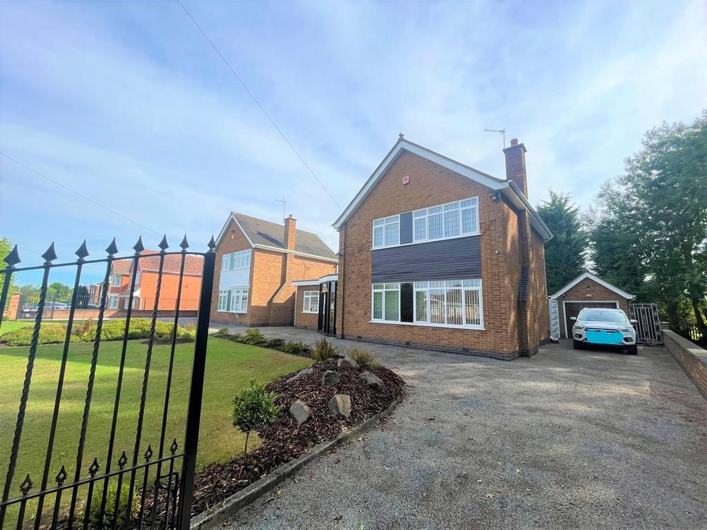 Heath Road, Bedworth 3 bed detached house for sale £450,000