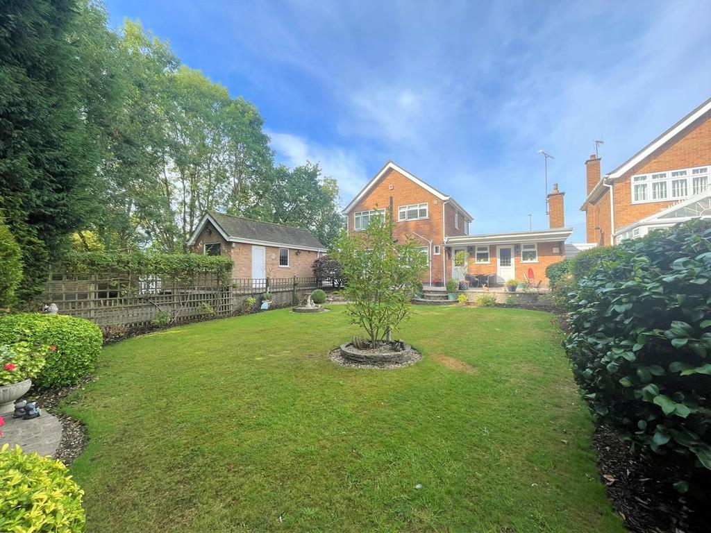 Heath Road, Bedworth 3 bed detached house for sale £450,000