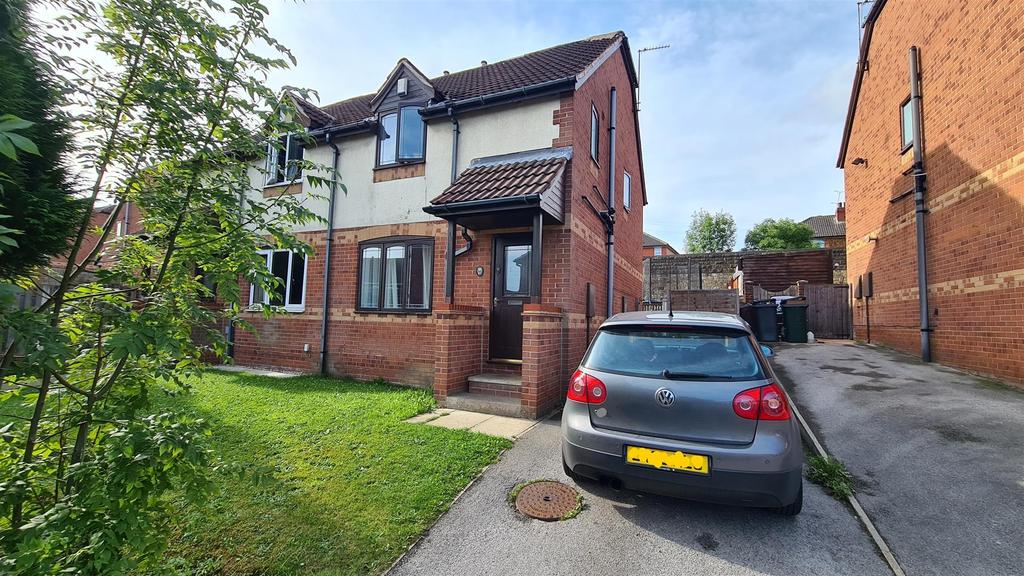 Brookfield Close, Dalton, Rotherham 3 bed semidetached house for sale