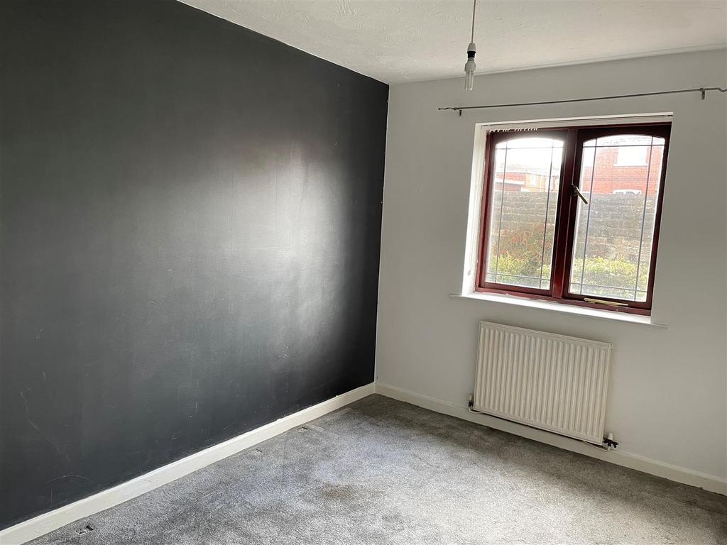 Main Bedroom 1.jpg