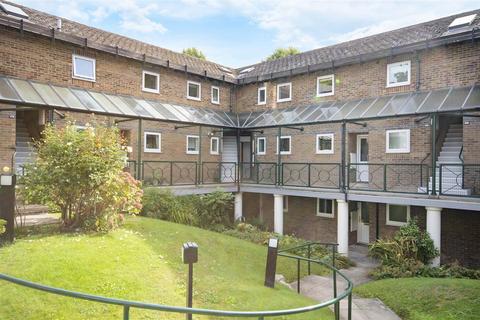 2 bedroom retirement property for sale, Flat 27 Lifestyle House, Melbourne Avenue, Broomhill, S10 2QH