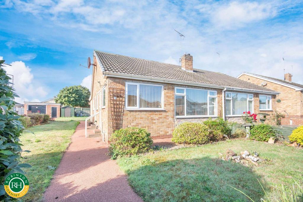 Woodford Road, Barnby Dun, Doncaster 3 bed semidetached bungalow for