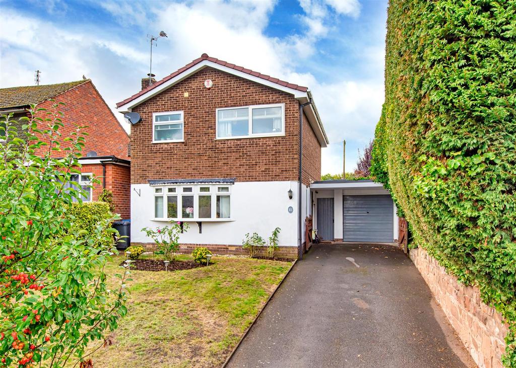 11 Wolverhampton Road, Pattingham... 3 bed detached house £365,000