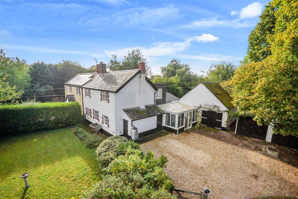 Huxham, Exeter 3 bed semidetached house £610,000