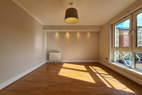 2 bedroom flat to rent, St Clair Road, Easter Road, Edinburgh, EH6