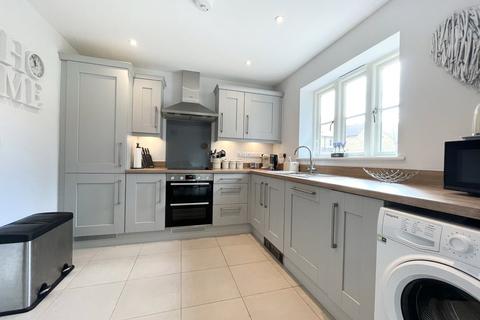 3 bedroom semi-detached house to rent, Marriott Close, Wootton, Woodstock, Oxfordshire, OX20