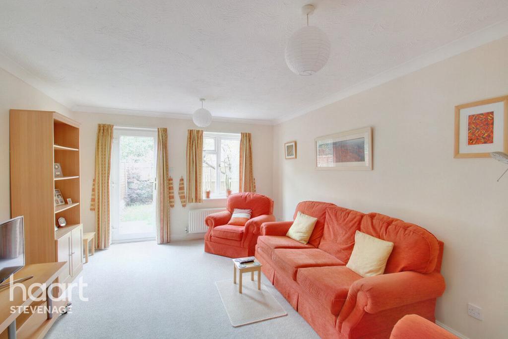 Hayfield, Stevenage 2 bed end of terrace house £300,000
